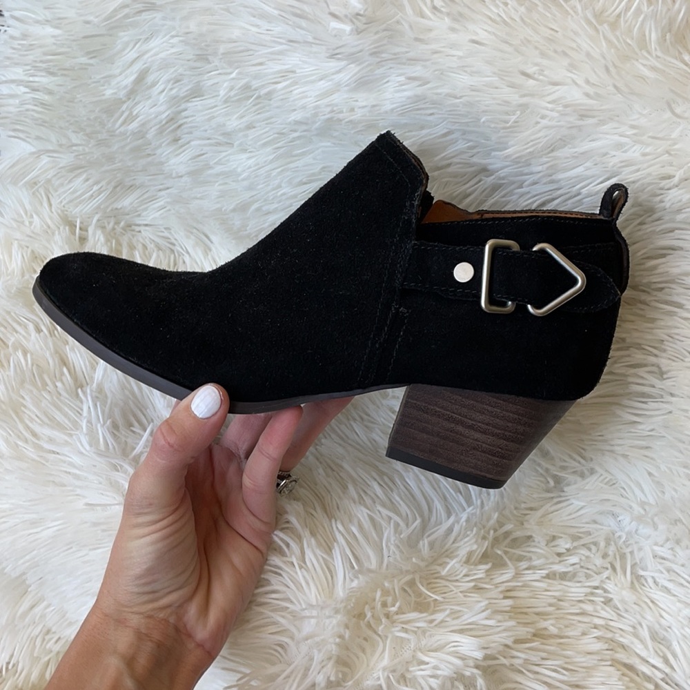 Black suede ankle boot 7.5